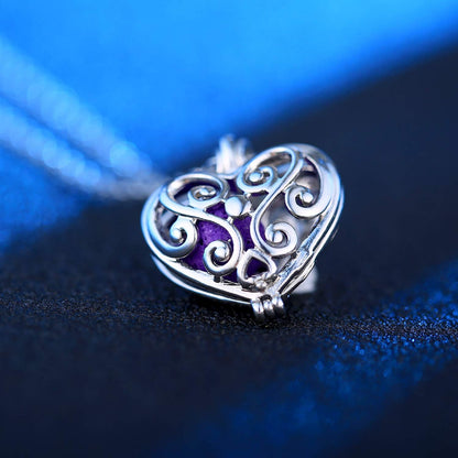4 Pcs Aromatherapy Essential Oil Diffuser Necklace Gift for Women